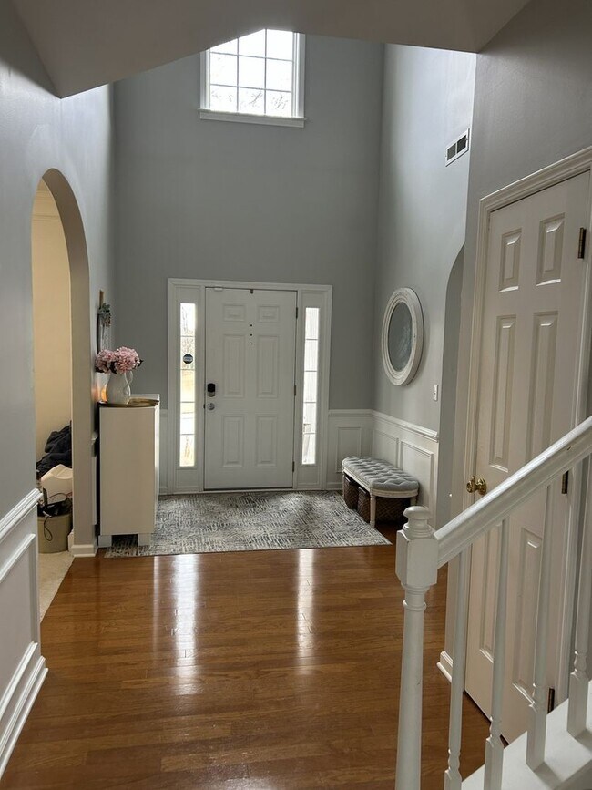 Photo - 612 Heathercrest Ct