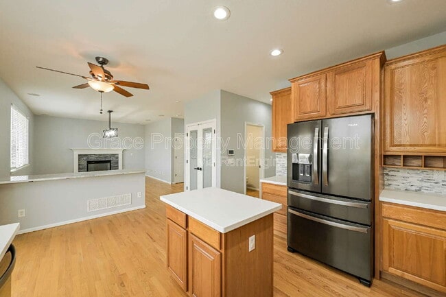 Photo - 17071 Knollside Ave