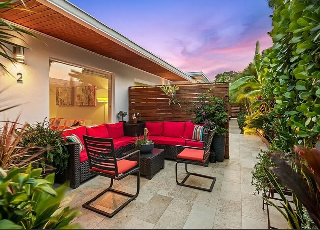 Photo - 808 NE 17th Way Unidad 2