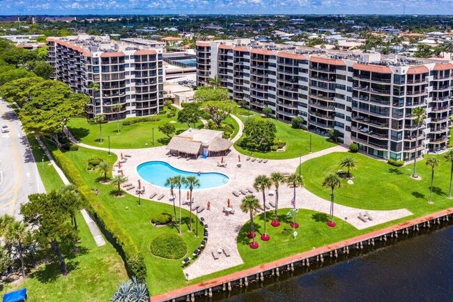 Photo - 899 Jeffery St Unidad 5030