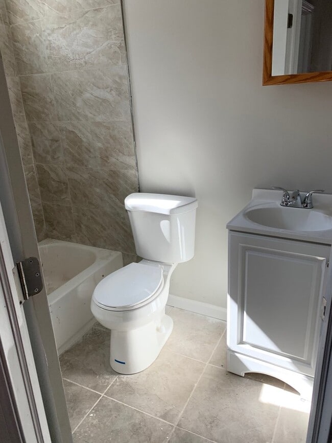 Photo - Front Porch Row - Germantown