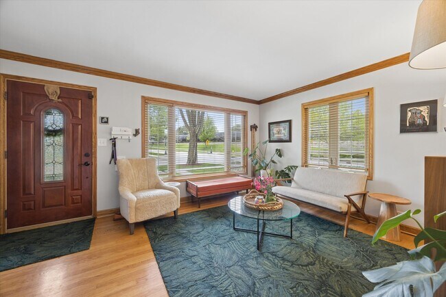 Photo - 4409 Clausen Ave