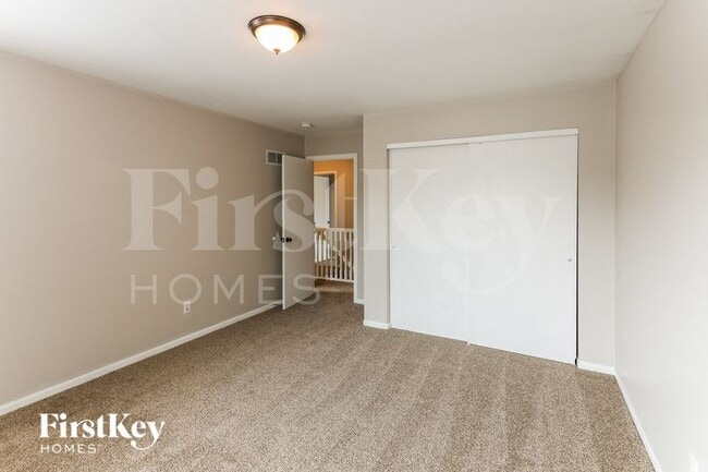 546 White Fence Dr