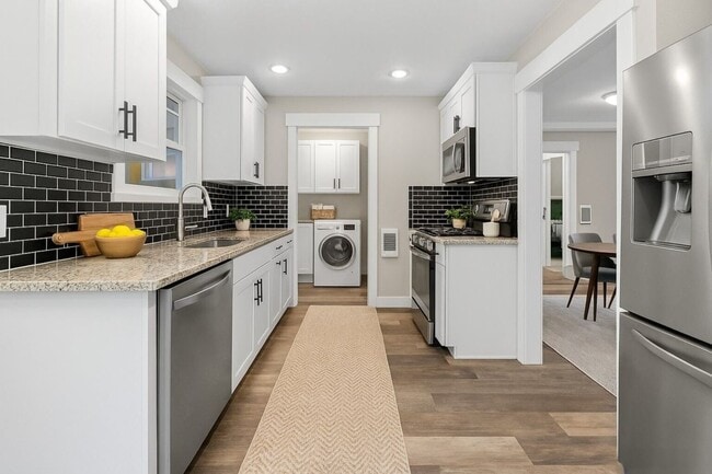 Photo - South D Street