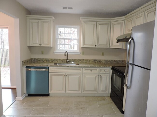 Photo - 34 Meadowside Ct