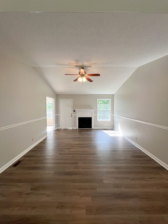 3816 Trenton Rd