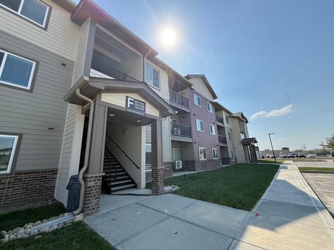 Photo - Kinwood Place