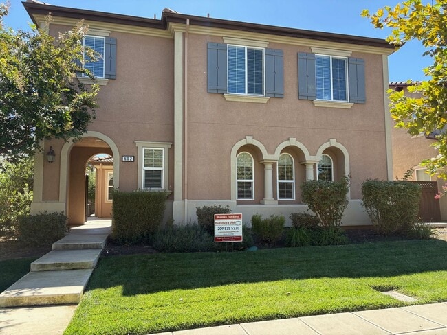 1/2 off ONE months rent special - 1/2 off ONE months rent special Casa
