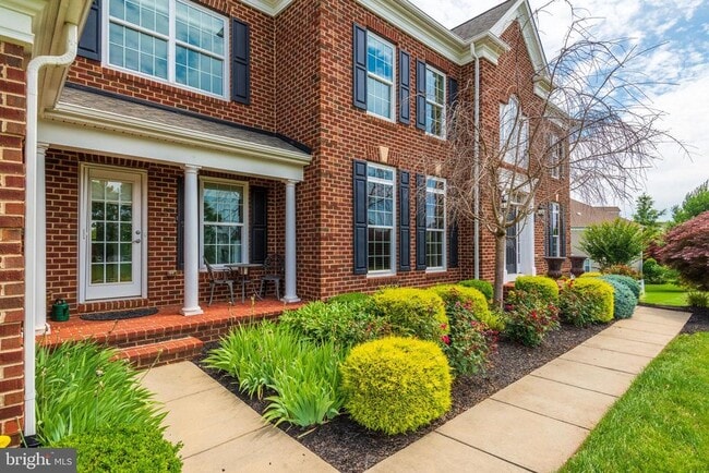 Photo - 41398 Hagley Pl