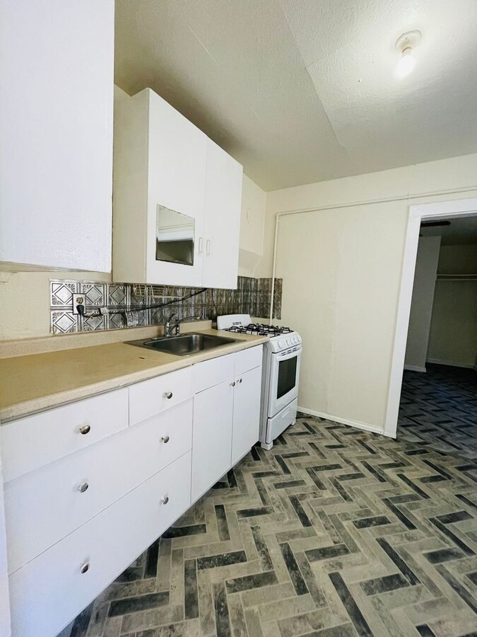 Photo - 316 6th St Unit #11