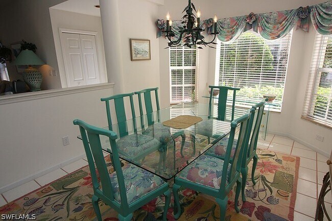 Photo - 8437 Abbington Cir Unit 612