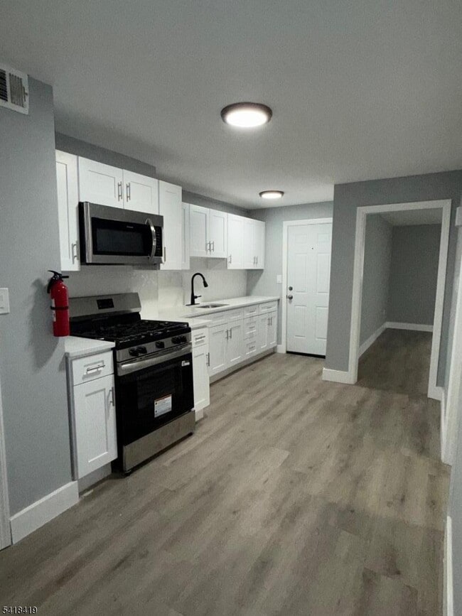 Photo - 23 1/2 Dr Martin Luther King Jr Blvd