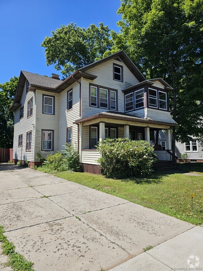 Building Photo - 112 Putnam Ave Unit 2 Rental