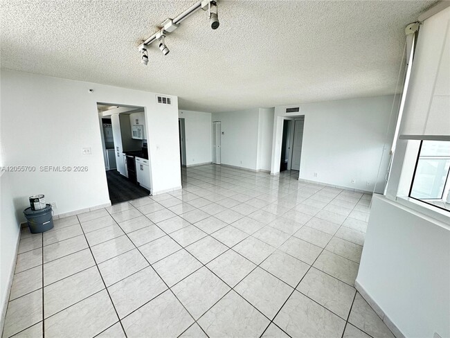 Photo - 3411 Indian Creek Dr Unit 1101