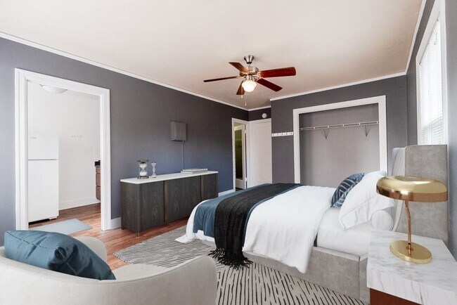 Photo - Edwards on Fifth