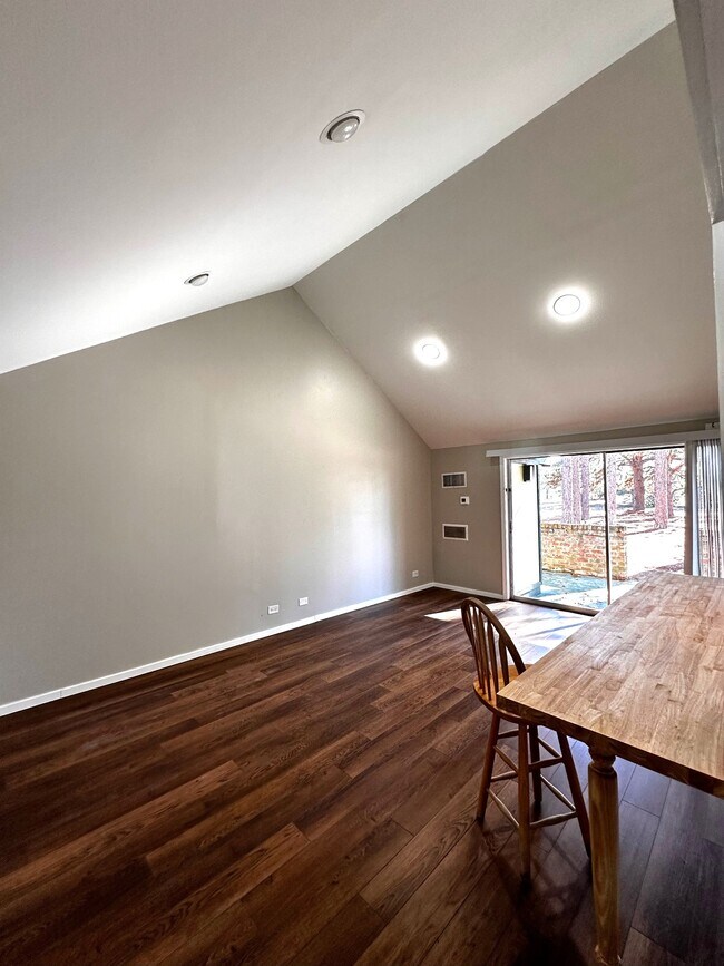 Photo - 130 Fairway Ave Unit 111