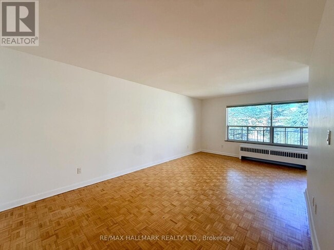 Photo - 30 Upper Canada Dr Unit 301