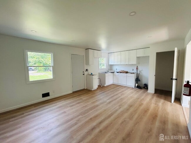 Photo - 18 Millstone Rd