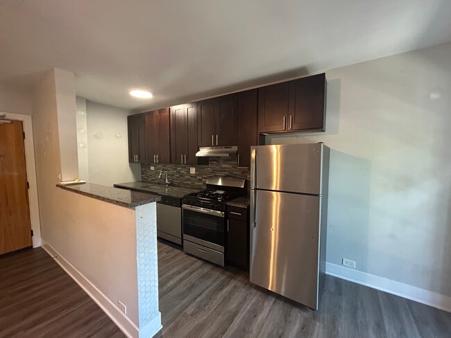 Photo - 730 Judson Ave