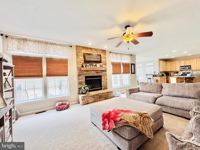 Photo - 29 Kinross Dr