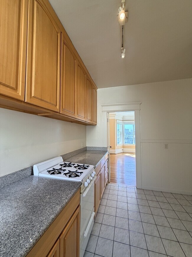 Photo - 1655 Sacramento St Unidad 11