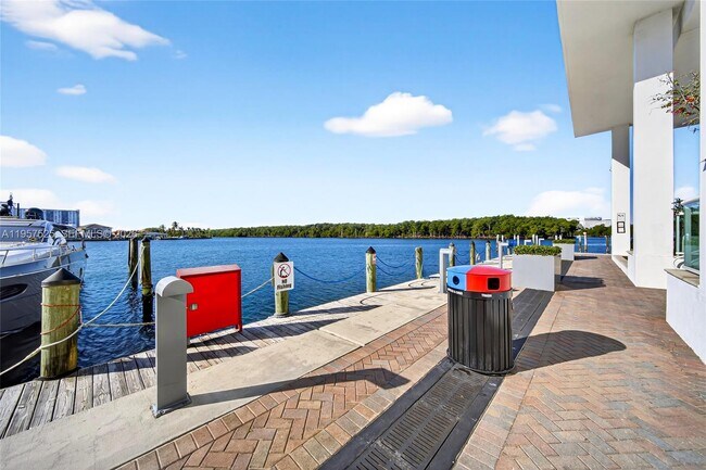 Building Photo - 400 Sunny Isles Blvd Unit 102