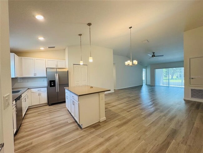 Photo - 72 Lancelot Dr