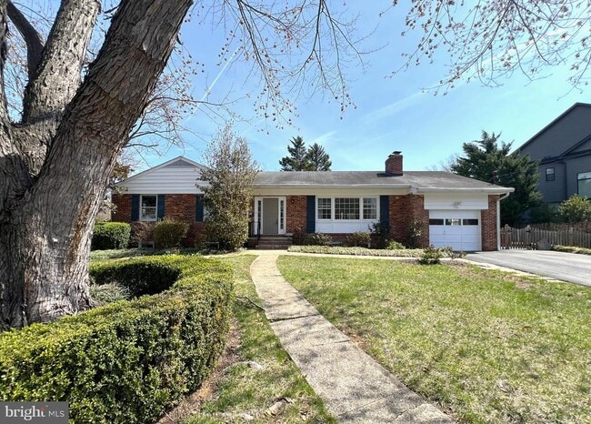 Building Photo - 1201 Allendale Rd