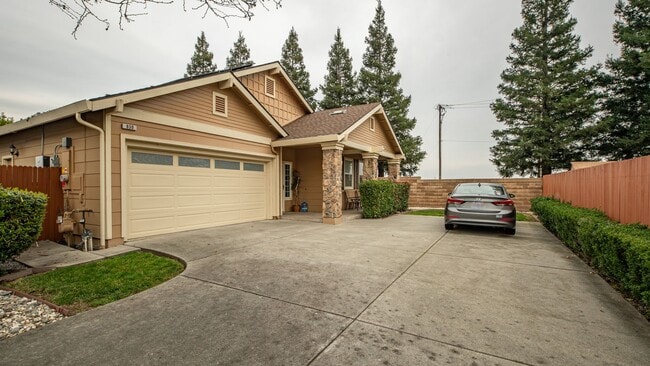 Photo - Beautiful 3 bedroom single story home