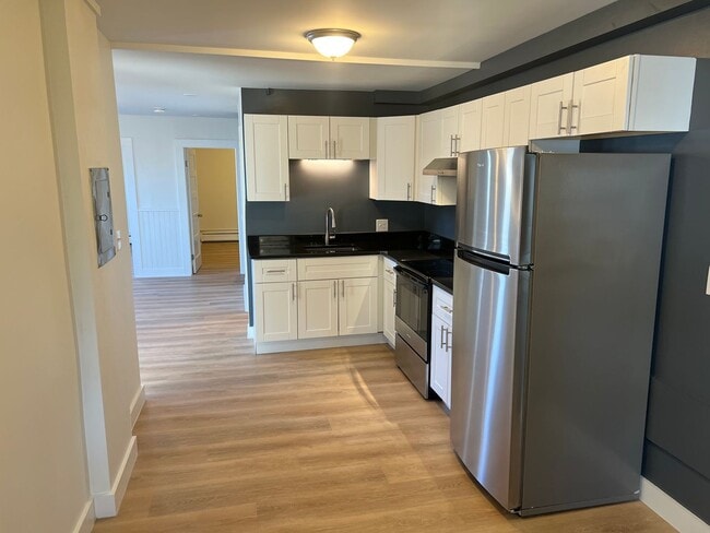 28 Bacon St Unit 202