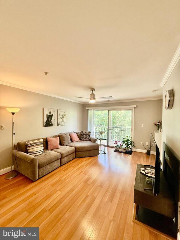 Building Photo - 18825 Sparkling Water Dr Unit 1-B