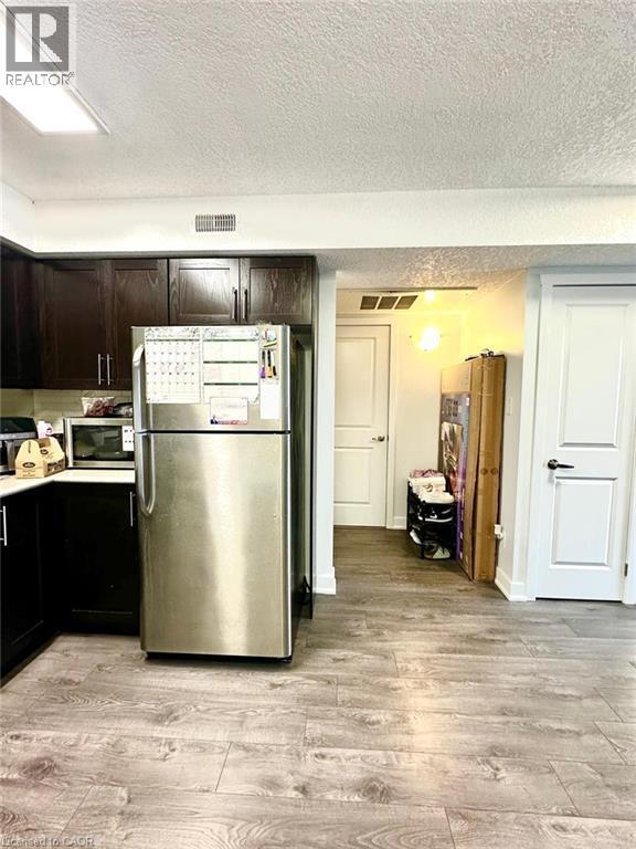 Photo - 185 Windale Crescent Unit 3B