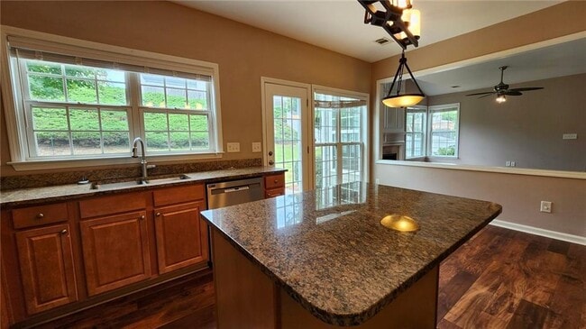 Photo - 212 Revillion Way
