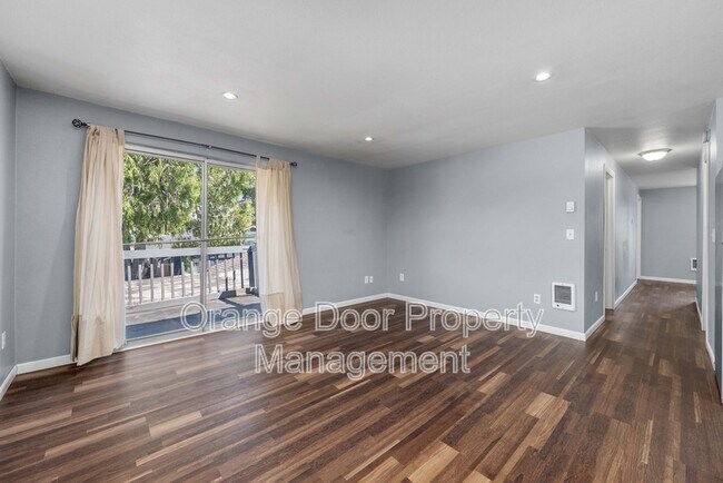 Photo - 1613 Wheeler St S