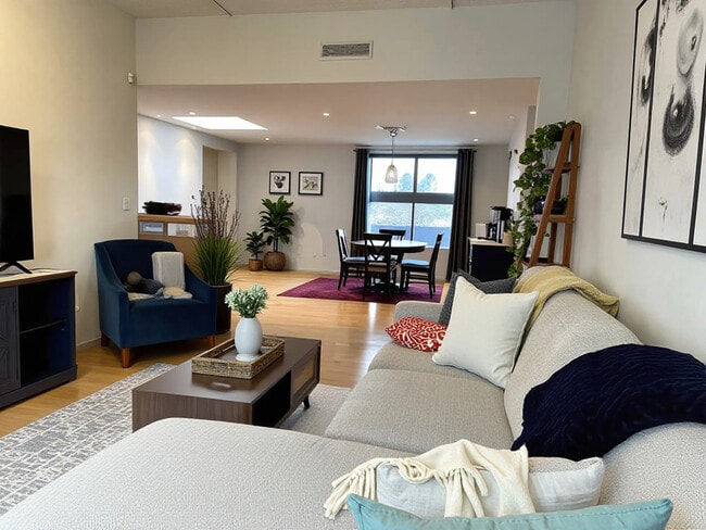 Photo - 170 Gore St Unit 614