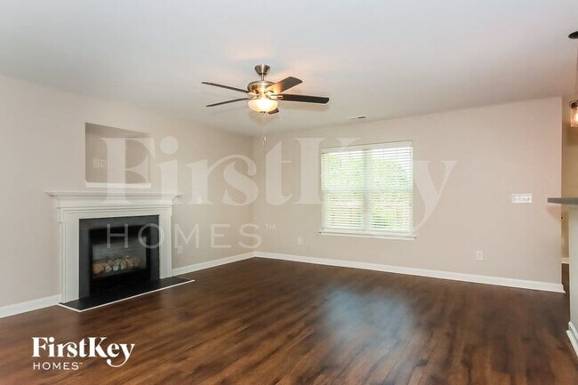 Photo - 8125 Rolling Meadows Ln
