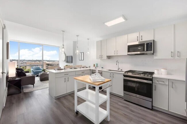 Photo - 400 Atlantic St Unit 7G