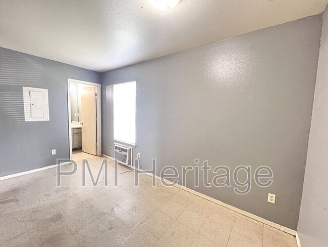 Photo - 813 E Huntsville Ave Unidad Apt 103
