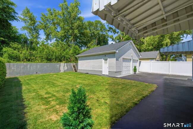 112 Joy Ln Unit 1