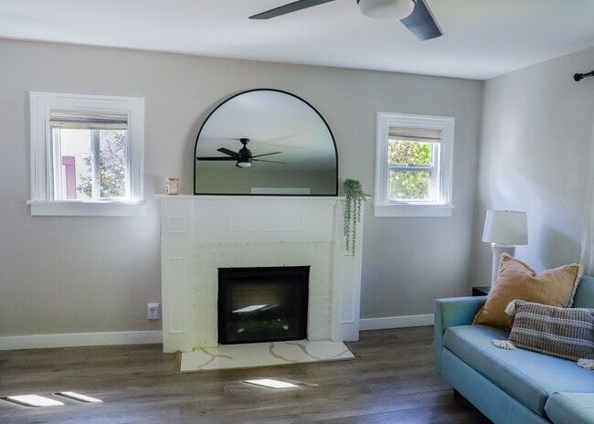 Photo - 1130 Wesley Ave