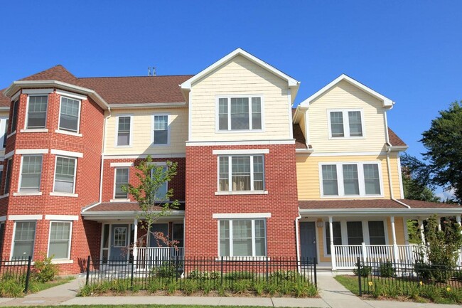 Building Photo - 137 Wyllys St Unit #137