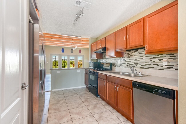 Photo - Three Bedroom, 2 Bathroom in newer Subdivi...