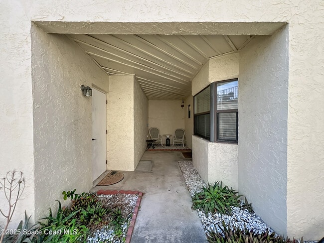 Photo - 176 Seawind Dr