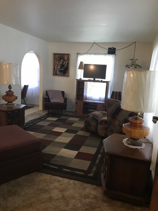 729 N Arthur Ave Unit 1
