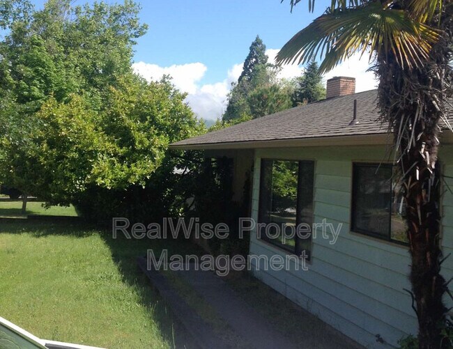 Photo - 860 Glendale Ave