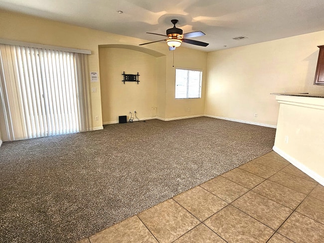 Photo - 5547 High Wager Way