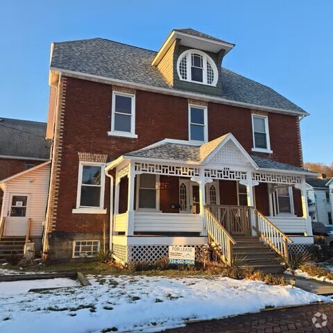 Building Photo - 499 E High St Unit 2 Rental
