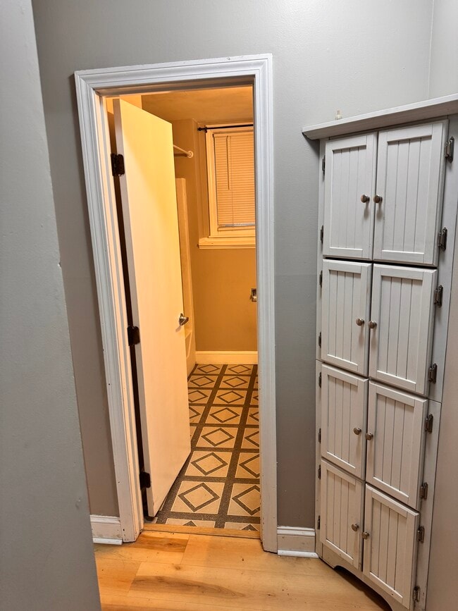 Photo - 30 Roy St Townhome