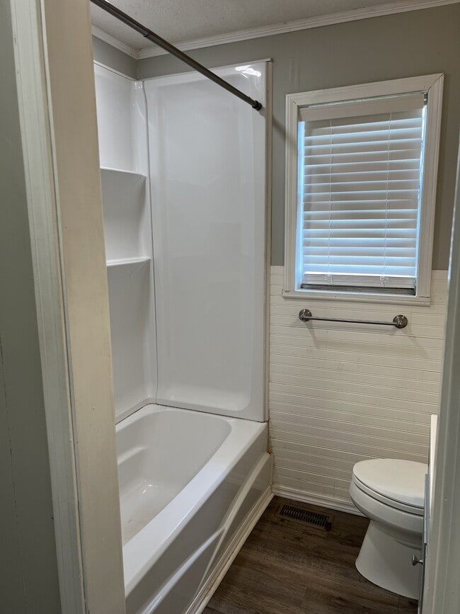 Photo - 2713 State Hwy 315