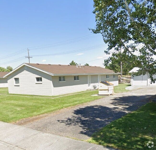 Building Photo - Cambridge Dr. (629 &amp; 637) Unit 637 Rental